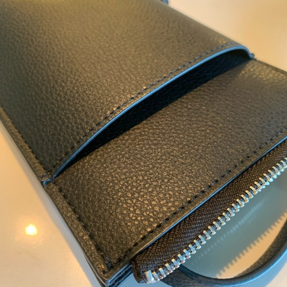 Uniqlo WOMEN'S FAUX LEATHER WALLET MINI SHOULDER BAG - Picture 5 of 6